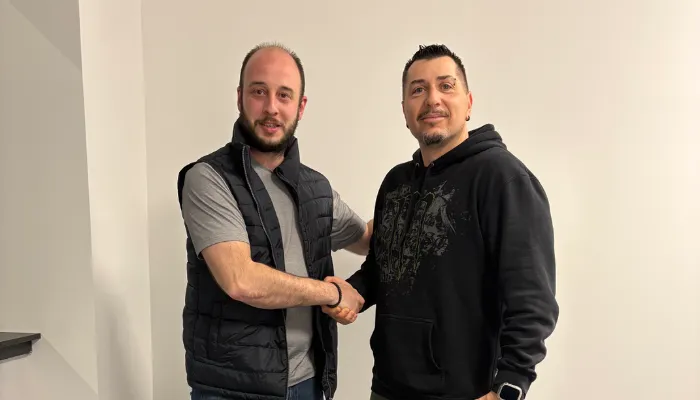 Átadás - Averon Group Kft.